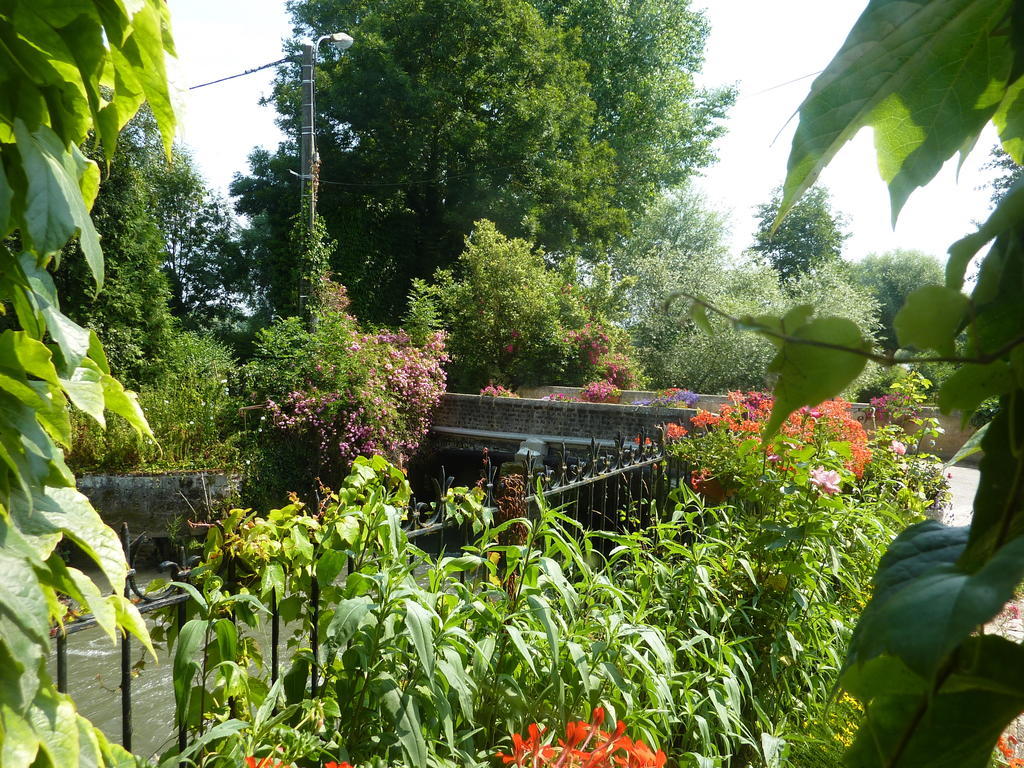 לינה וארוחת בוקר Le Moulin De Tigny מראה חיצוני תמונה