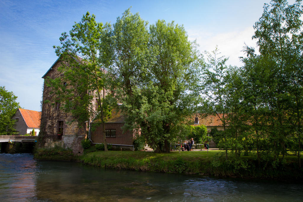 לינה וארוחת בוקר Le Moulin De Tigny מראה חיצוני תמונה